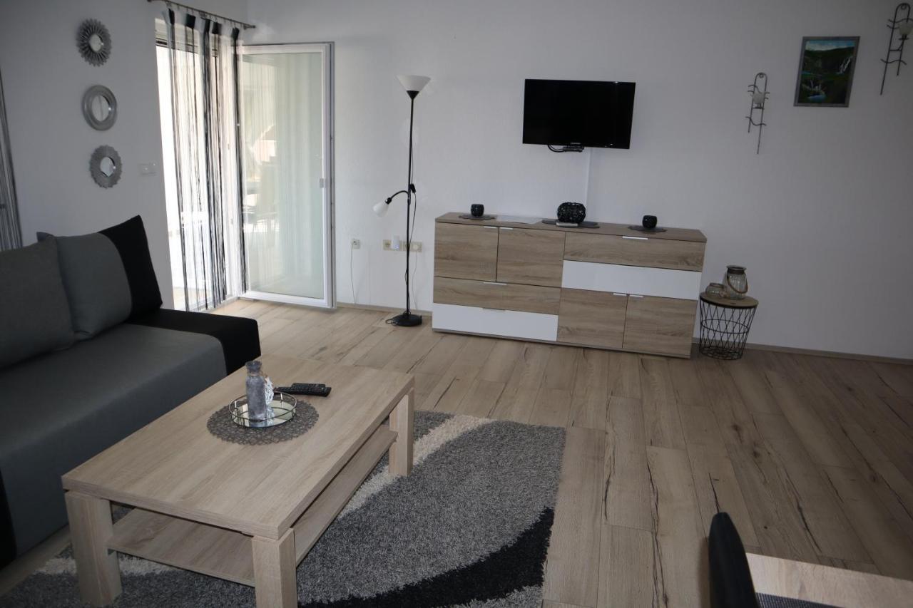 Apartmani Sanja Vir Exterior foto